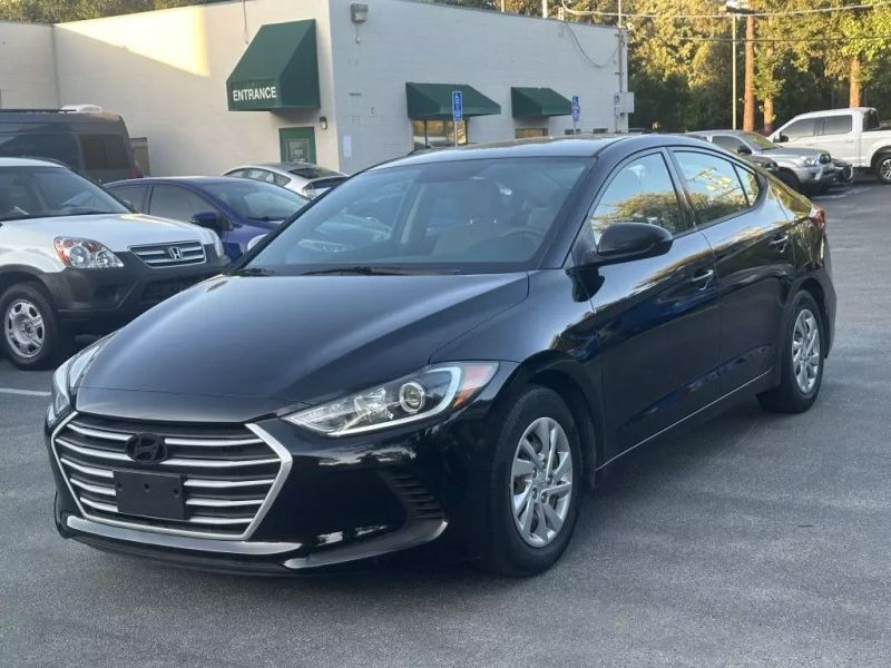 2018 Hyundai Elantra SE