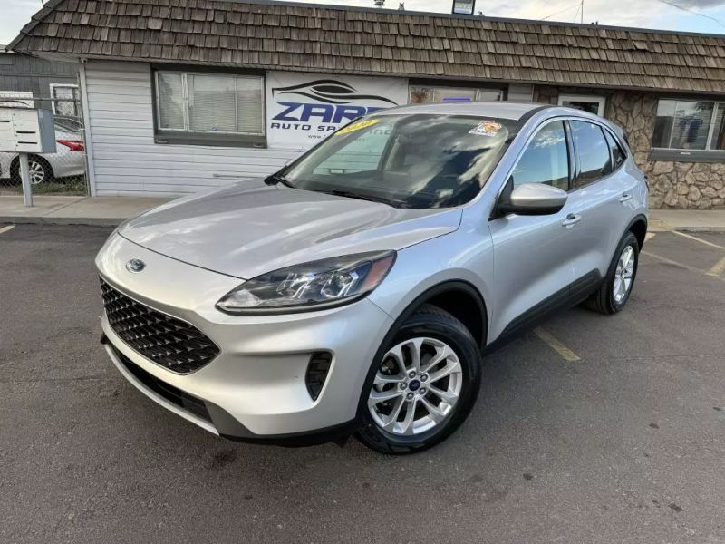 2020 Ford Escape SE