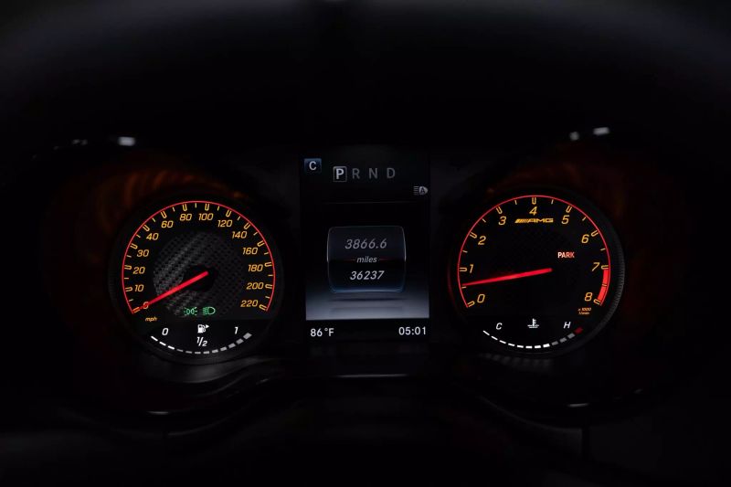 https://imagesdl.dealercenter.net/800/600/202506-de8d901a72eb4a2e97151220272a99cf.jpg
