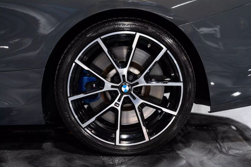 https://imagesdl.dealercenter.net/800/600/202506-e801dd46a6234ee4b969311ee95d8ca5.jpg