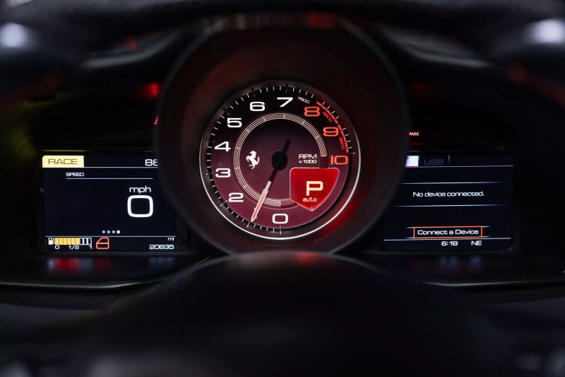 https://imagesdl.dealercenter.net/800/600/202506-eb93052935e44c0583907162e30c0f6e.jpg