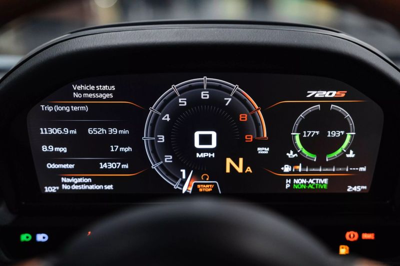 https://imagesdl.dealercenter.net/800/600/202506-f1017191440e499782051dce1cc1a721.jpg