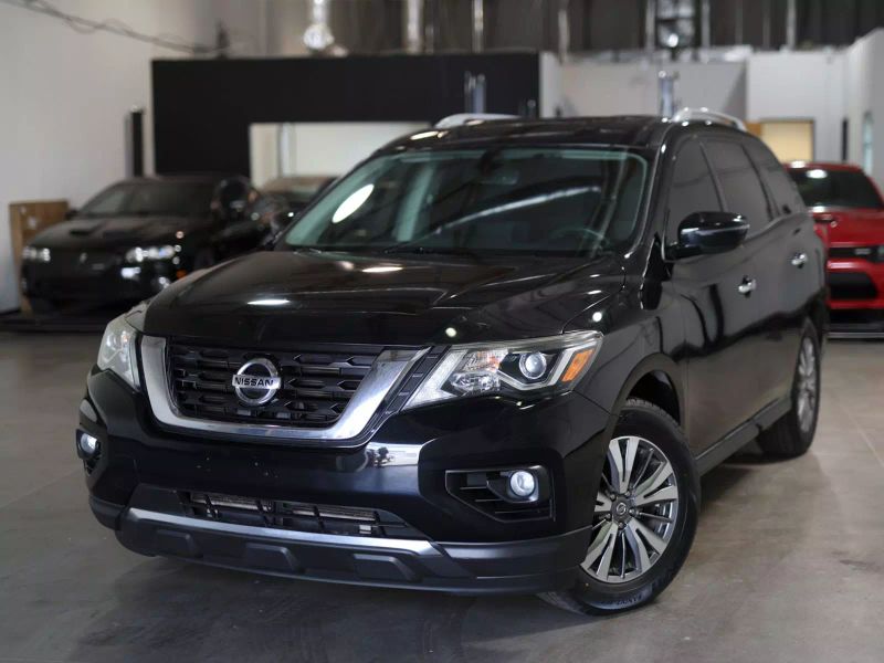 2018 Nissan Pathfinder SV