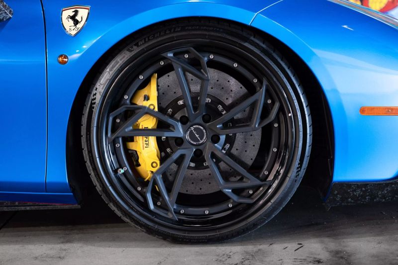https://imagesdl.dealercenter.net/800/600/202506-ff9d2206c2d847068553e35d552d6efe.jpg