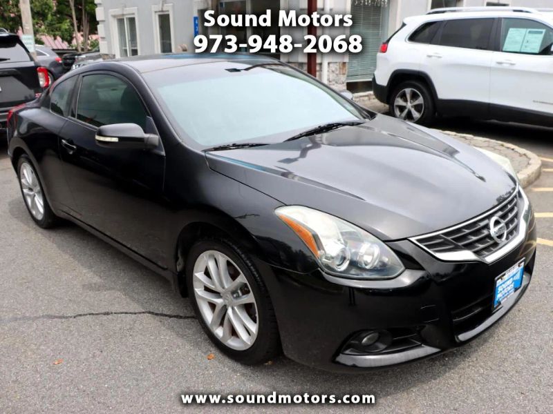 2011 Nissan Altima 3.5 SR