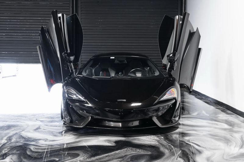 https://imagesdl.dealercenter.net/800/600/202507-07c6fb3ce0964a41beb176502a5215ef.jpg