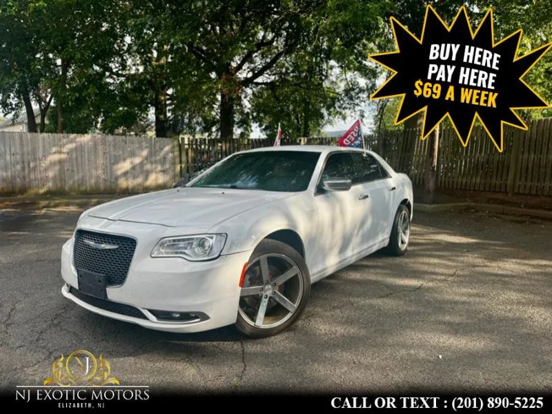 2018 Chrysler 300 Limited