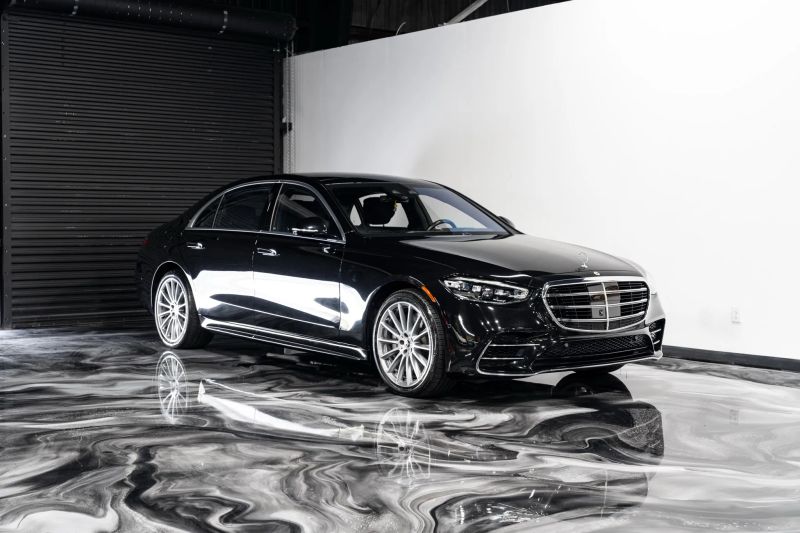 https://imagesdl.dealercenter.net/800/600/202507-0f749f50492143fcba50c363f8445680.jpg