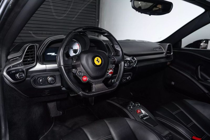 https://imagesdl.dealercenter.net/800/600/202507-138aa8d233d4470bab93c97fb376b7a6.jpg
