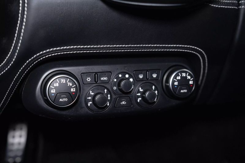 https://imagesdl.dealercenter.net/800/600/202507-19e57019d8c949199c81c8a792889952.jpg