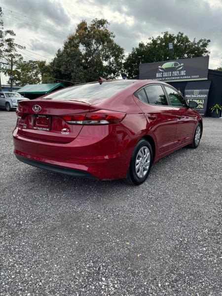 2017 Hyundai Elantra  - $12500