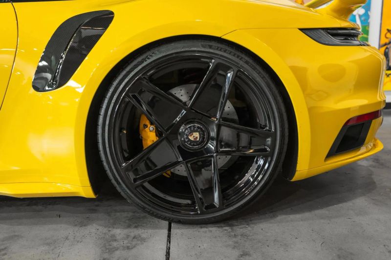 https://imagesdl.dealercenter.net/800/600/202507-2041707495a948fda661ce2ca6f33ddb.jpg