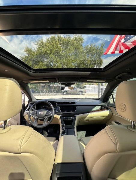 2017 Cadillac XT5  - $19900