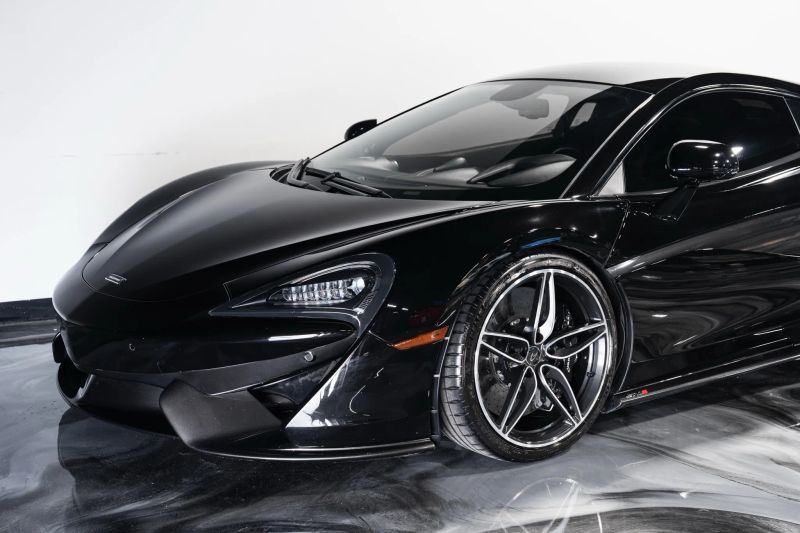 https://imagesdl.dealercenter.net/800/600/202507-2ed67274f53e411abbc5c0b841bd4da7.jpg
