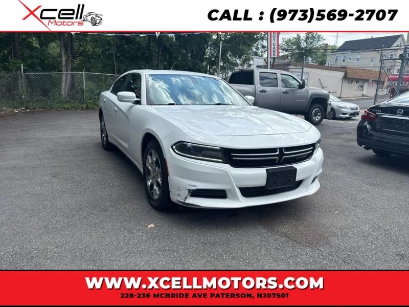 2015 Dodge Charger SE