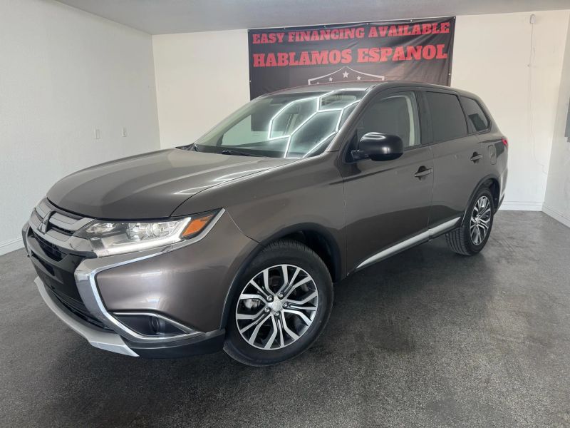 2017 Mitsubishi Outlander ES