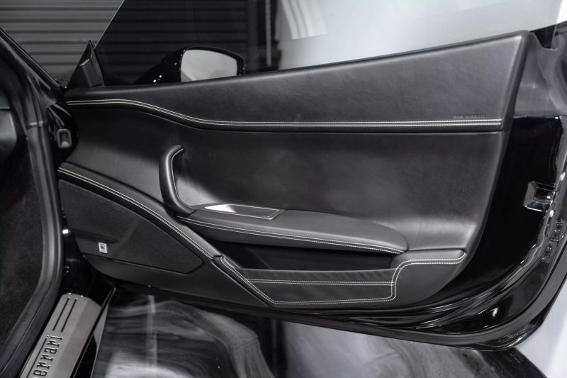 https://imagesdl.dealercenter.net/800/600/202507-38192e2278764955a228960bbe931d70.jpg