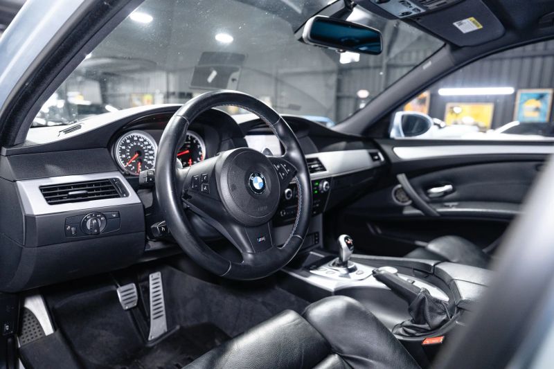 https://imagesdl.dealercenter.net/800/600/202507-3f0b33946f1f480dbc963ca82d10b4f3.jpg