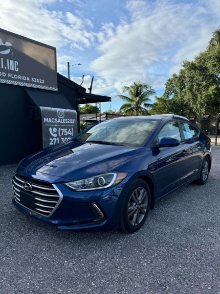 2017 Hyundai Elantra  - $12990