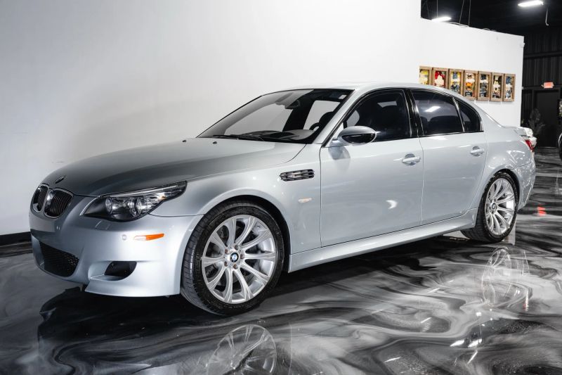 https://imagesdl.dealercenter.net/800/600/202507-414aea66b23c44f2b19d9c748ccc9a6c.jpg