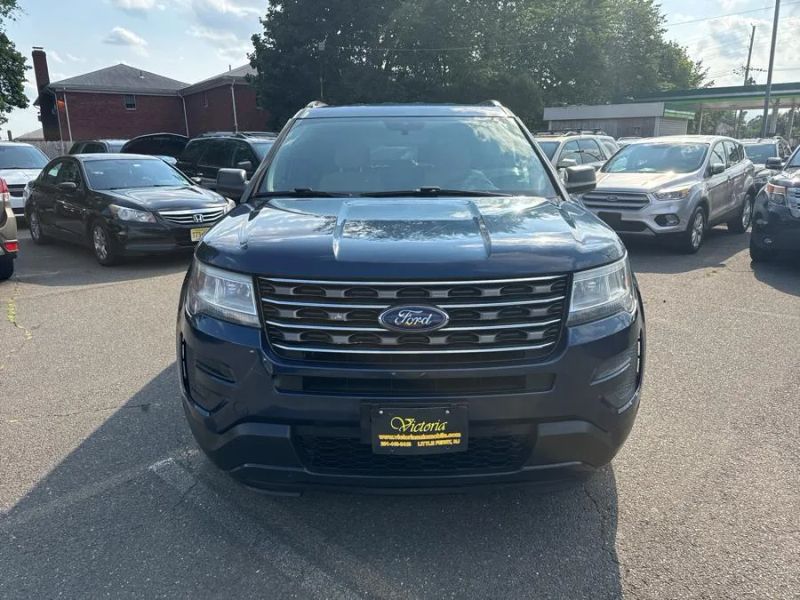 2016 Ford Explorer Base