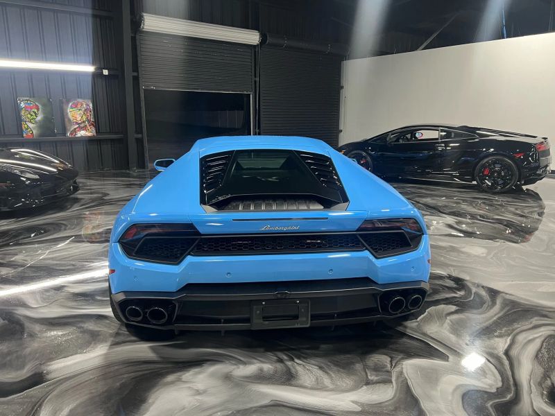 https://imagesdl.dealercenter.net/800/600/202507-4c55b7f0057f42428256bc36266eaad8.jpg