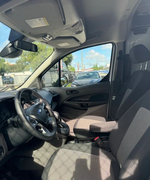2022 Ford Transit Connect  - $22900