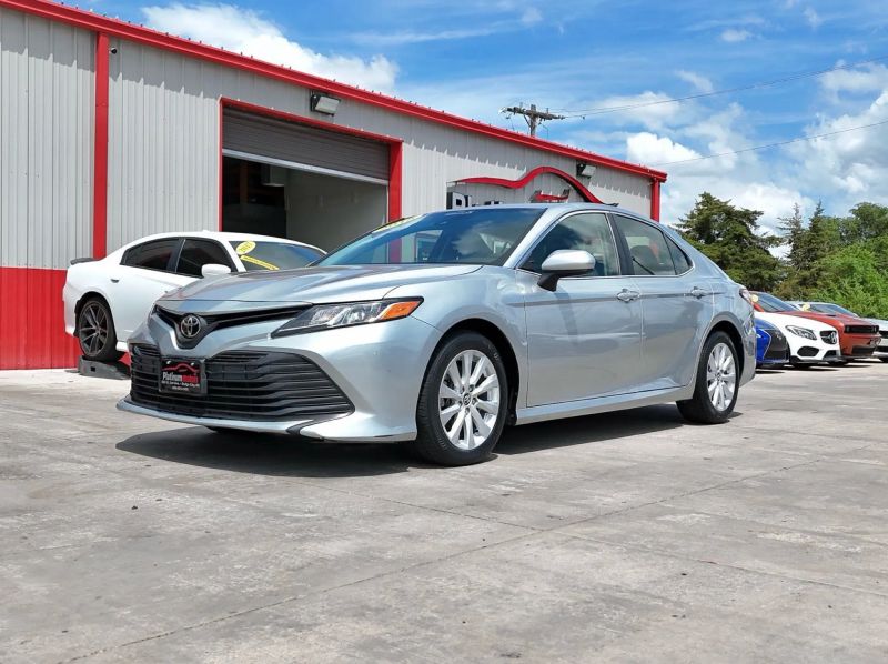 2018 Toyota Camry LE