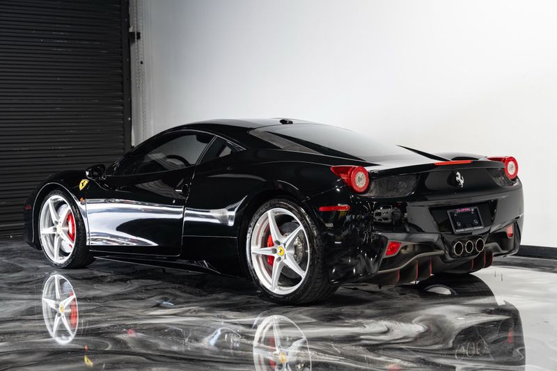 https://imagesdl.dealercenter.net/800/600/202507-59aed623bcf340a7ba94041c43699834.jpg