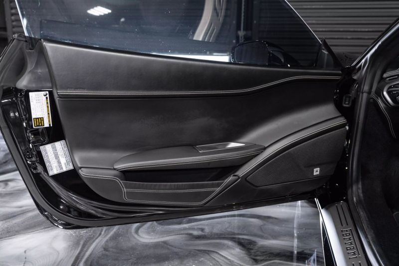 https://imagesdl.dealercenter.net/800/600/202507-5eb94ccbf4594a059b16599f80933f58.jpg
