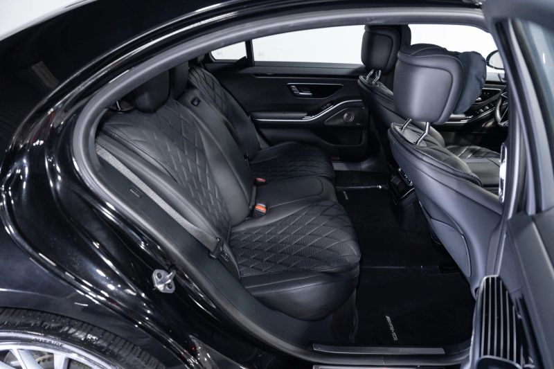 https://imagesdl.dealercenter.net/800/600/202507-645a75e0c8cd4ba8ba71c03db4f31a29.jpg