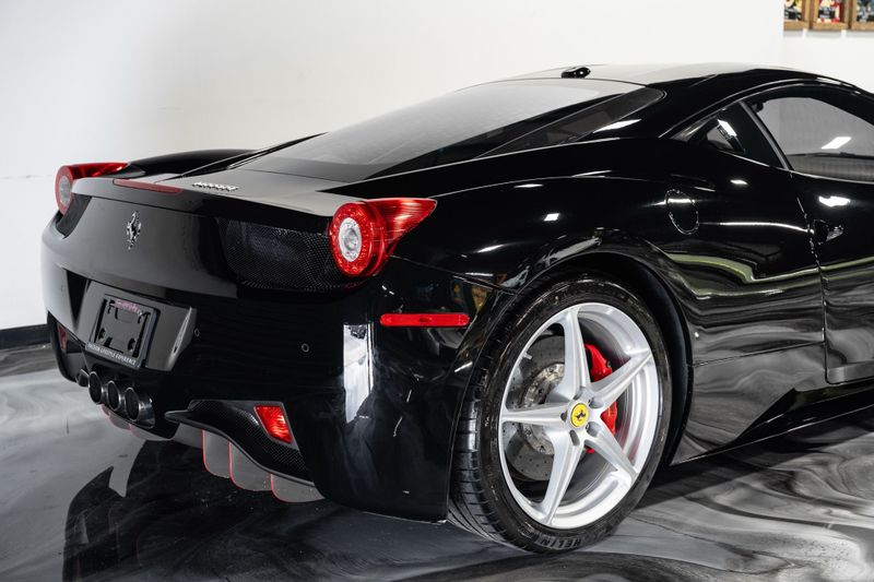 https://imagesdl.dealercenter.net/800/600/202507-75fc1da1aca441329cbff503bf8e9ceb.jpg