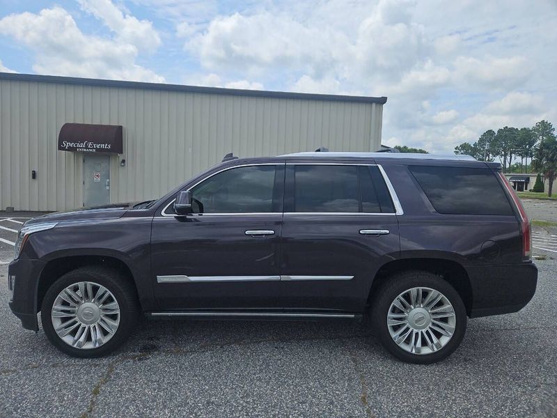 2016 Cadillac Escalade Platinum