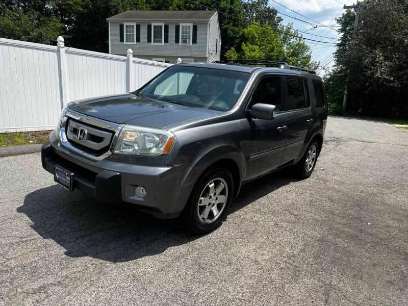 2010 Honda Pilot Touring w/Navi w/DVD