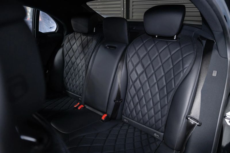 https://imagesdl.dealercenter.net/800/600/202507-8b70962f8d8f4fb2b481276749543257.jpg