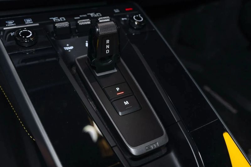 https://imagesdl.dealercenter.net/800/600/202507-8ee84e6ced634015a216ee89936eda32.jpg