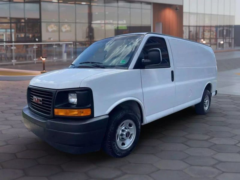 2017 GMC Savana 2500
