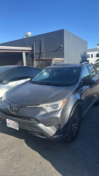 2018 Toyota RAV4 LE