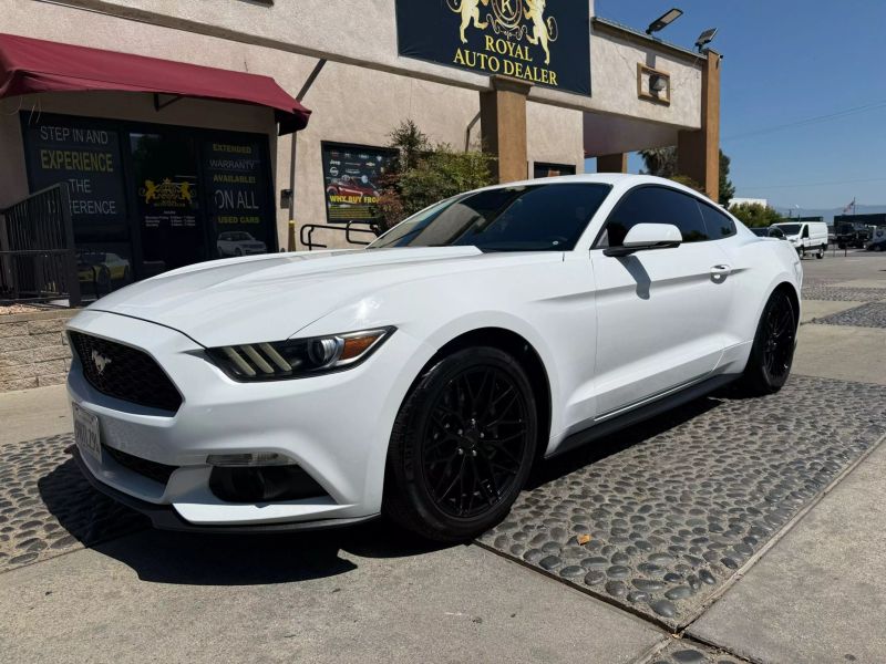 2017 Ford Mustang Premium