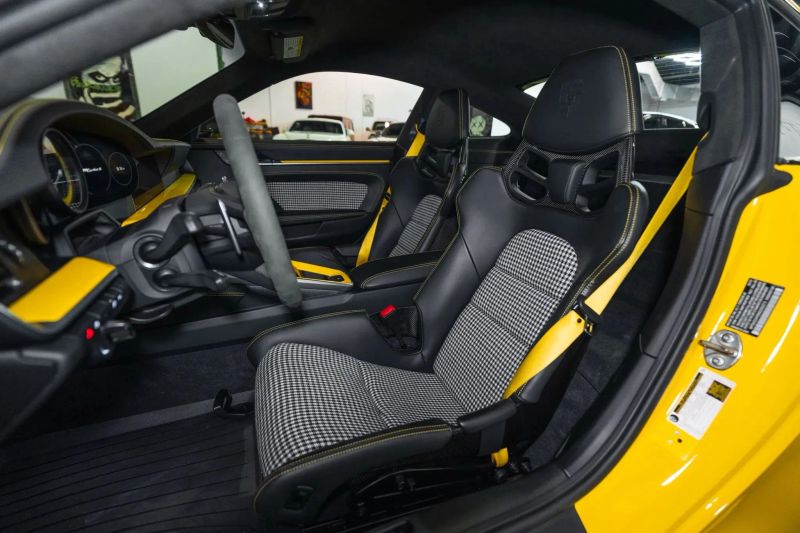 https://imagesdl.dealercenter.net/800/600/202507-a1d96b40be61456d820ddcf1026890ef.jpg