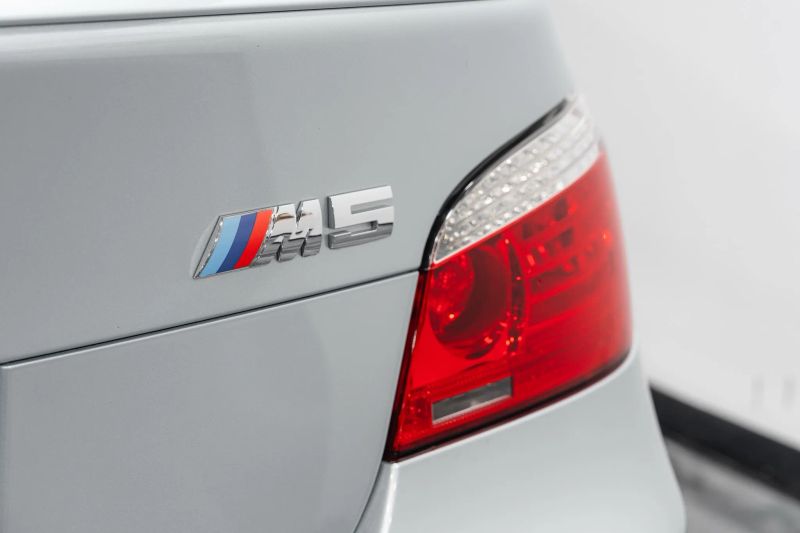 https://imagesdl.dealercenter.net/800/600/202507-a23a9e366b434d72ba97e03a3a3981e4.jpg
