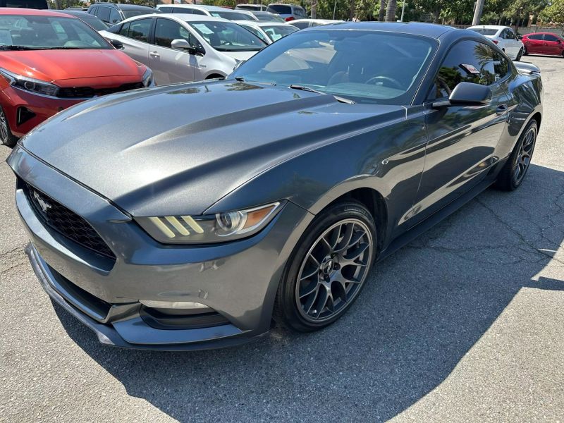 2016 Ford Mustang V6