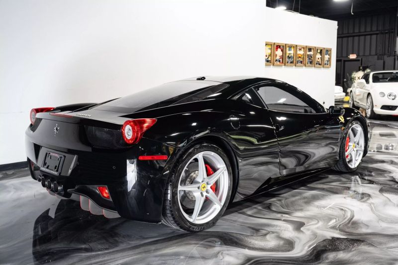 https://imagesdl.dealercenter.net/800/600/202507-ace91b82daf449fdb9144d1ecb401b78.jpg