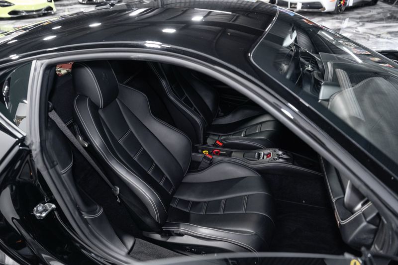 https://imagesdl.dealercenter.net/800/600/202507-b008873ed99940068b469331f7ba5b7e.jpg
