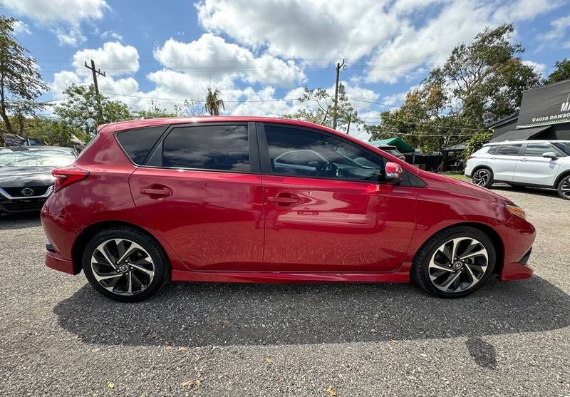 2017 Toyota Corolla  - $13900