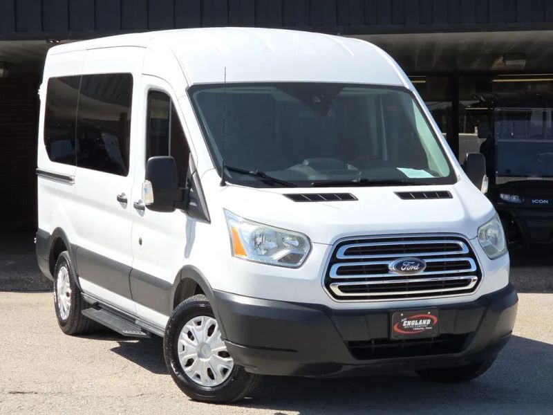 2015 Ford Transit XLT w/Medium Roof