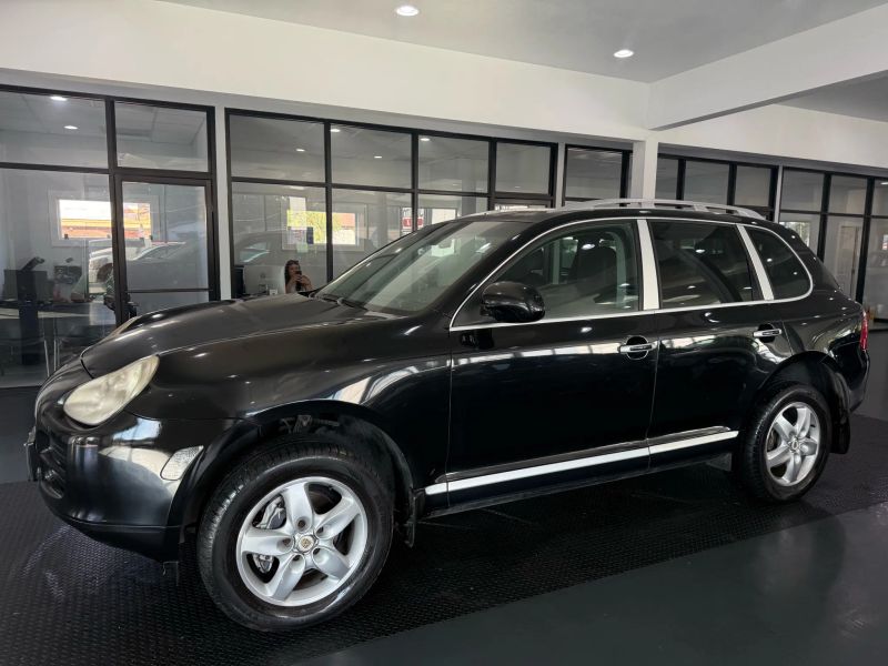 2006 Porsche Cayenne Base
