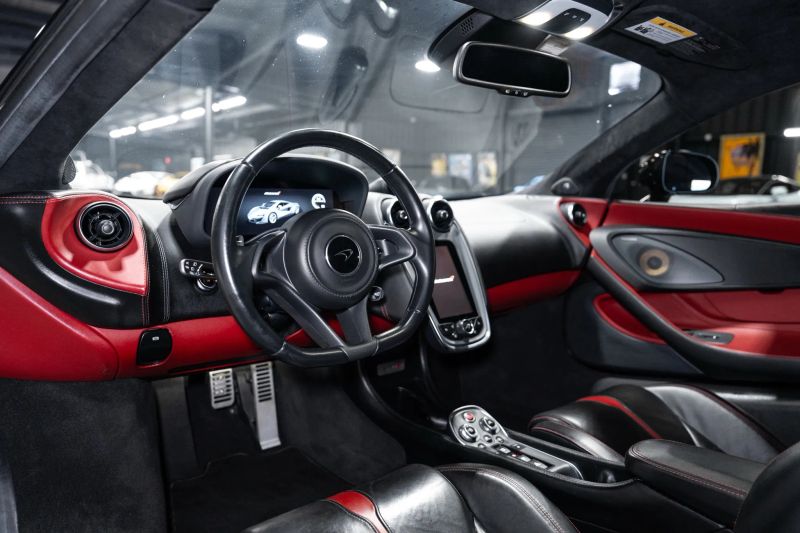 https://imagesdl.dealercenter.net/800/600/202507-c1c05c04f8de415290b99bd7e9460dad.jpg