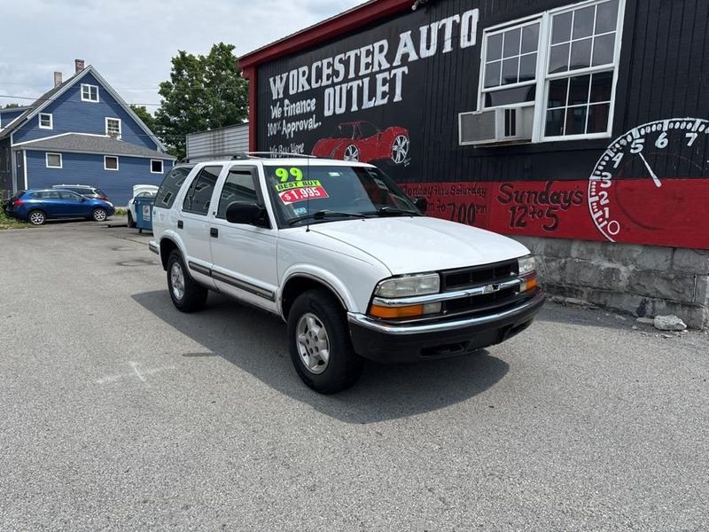 1999 Chevrolet Blazer Base