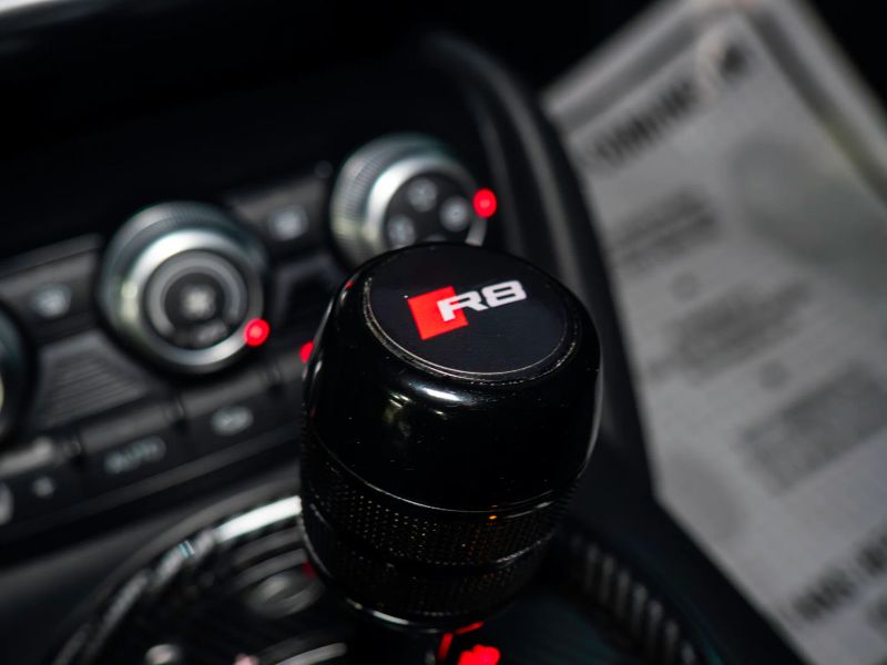 https://imagesdl.dealercenter.net/800/600/202507-c7fe1d063e1b4c519bddbb9e201ade1c.jpg